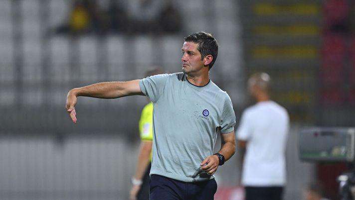 国米热身赛防守隐患显现 后防老化导致失球频发