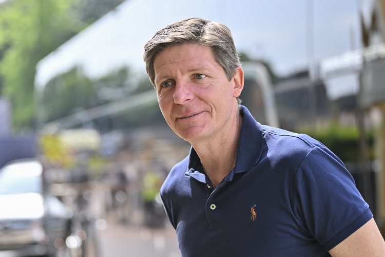 开云入口-水晶宫欧协联资格赛首发揭晓 格拉斯纳确认埃泽与格伊联袂登场