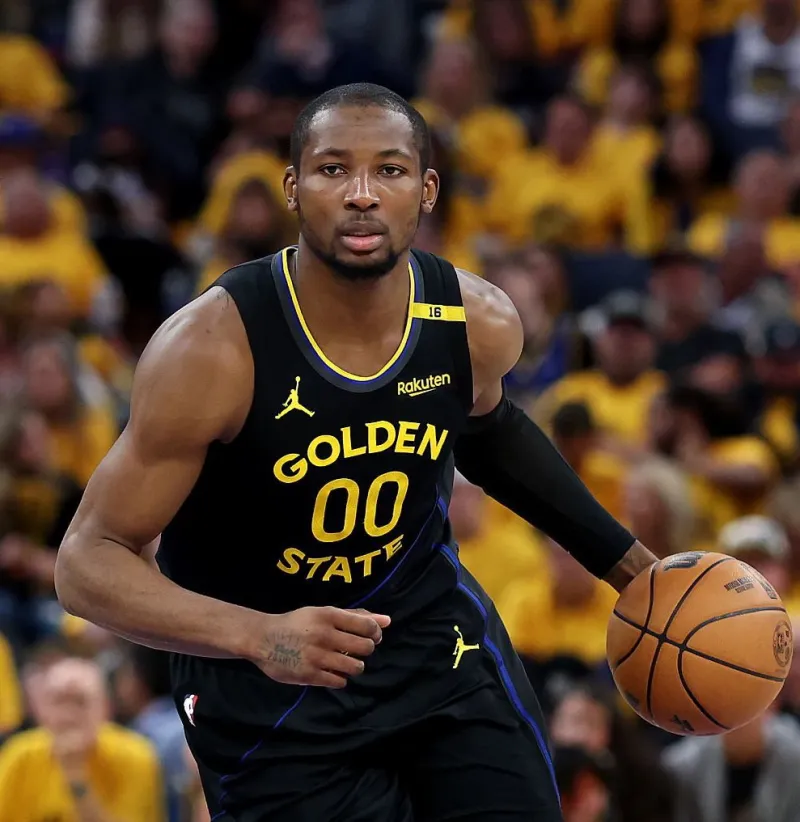 开云入口-NBACentral：库明加目前倾向于接受1年790万美元的资质报价