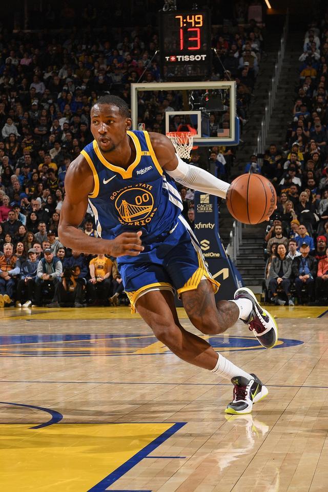 开云体育在线-2年4500万&球队选项&放弃否决权!库明加没接受因他真不想回勇士