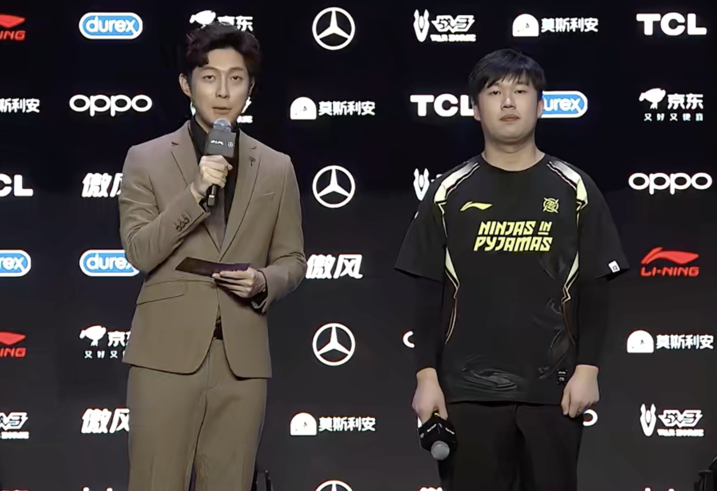 开云体育网址-🎮naiyou:最后都不知道礼物要五杀了,有人喊了才帮他做到