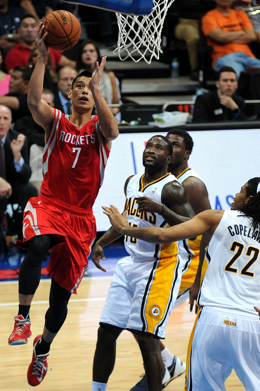 开云-林书豪：篮球让人们团结在一起 我妈竟和哈登&amp;贝弗利的妈成好朋友